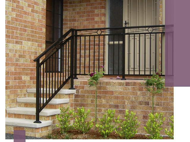 Уличные перила из металла под ключ в Рассказове