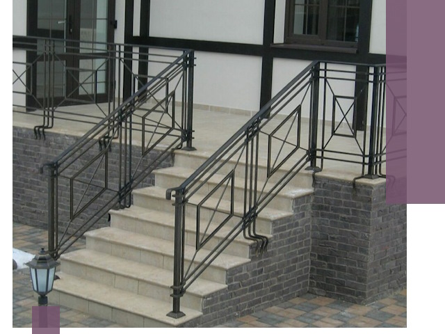 Перила для крыльца в Рассказове — монтаж, изготовление и установка