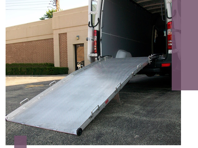 Мобильные пандусы в Рассказове — производство, монтаж и аренда