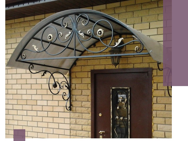 Изготовление козырьков из металла под ключ в Рассказове