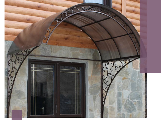Арочные козырьки под ключ в Рассказове: изготовление и монтаж